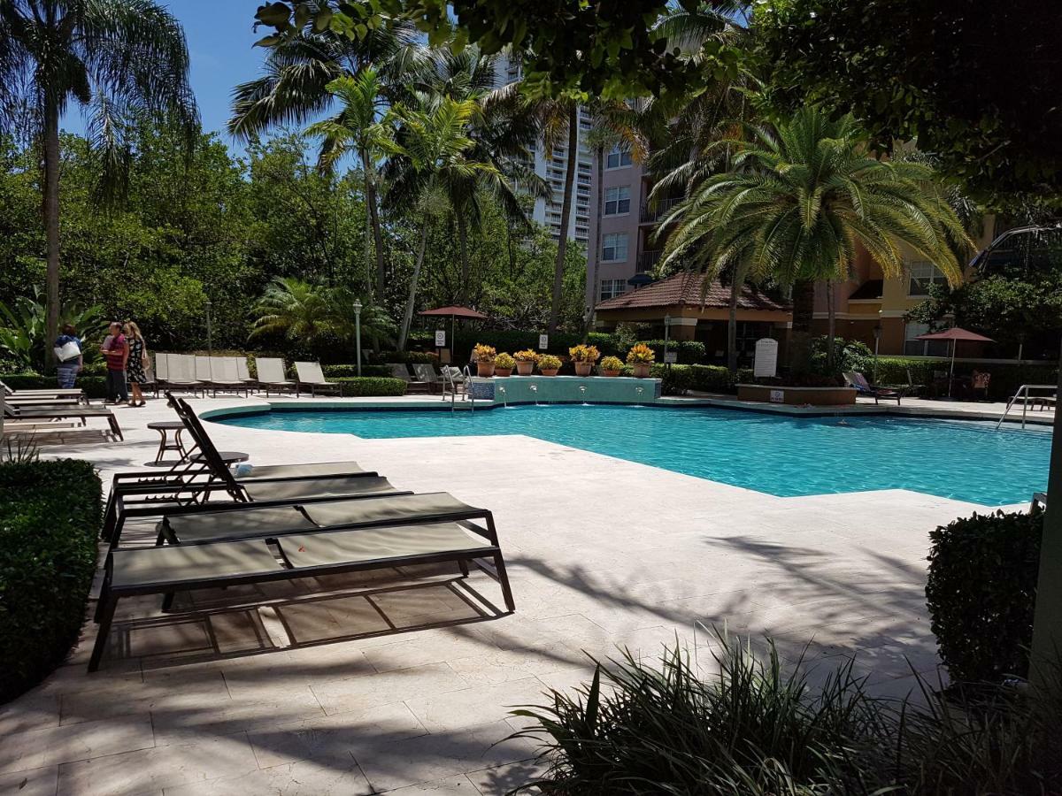 Apartament Yacht Club Aventura 2Br + 2Ba Miami Zewnętrze zdjęcie