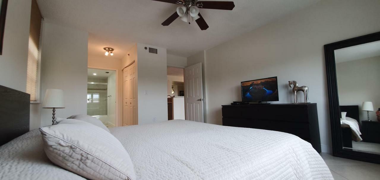 Apartament Yacht Club Aventura 2Br + 2Ba Miami Zewnętrze zdjęcie